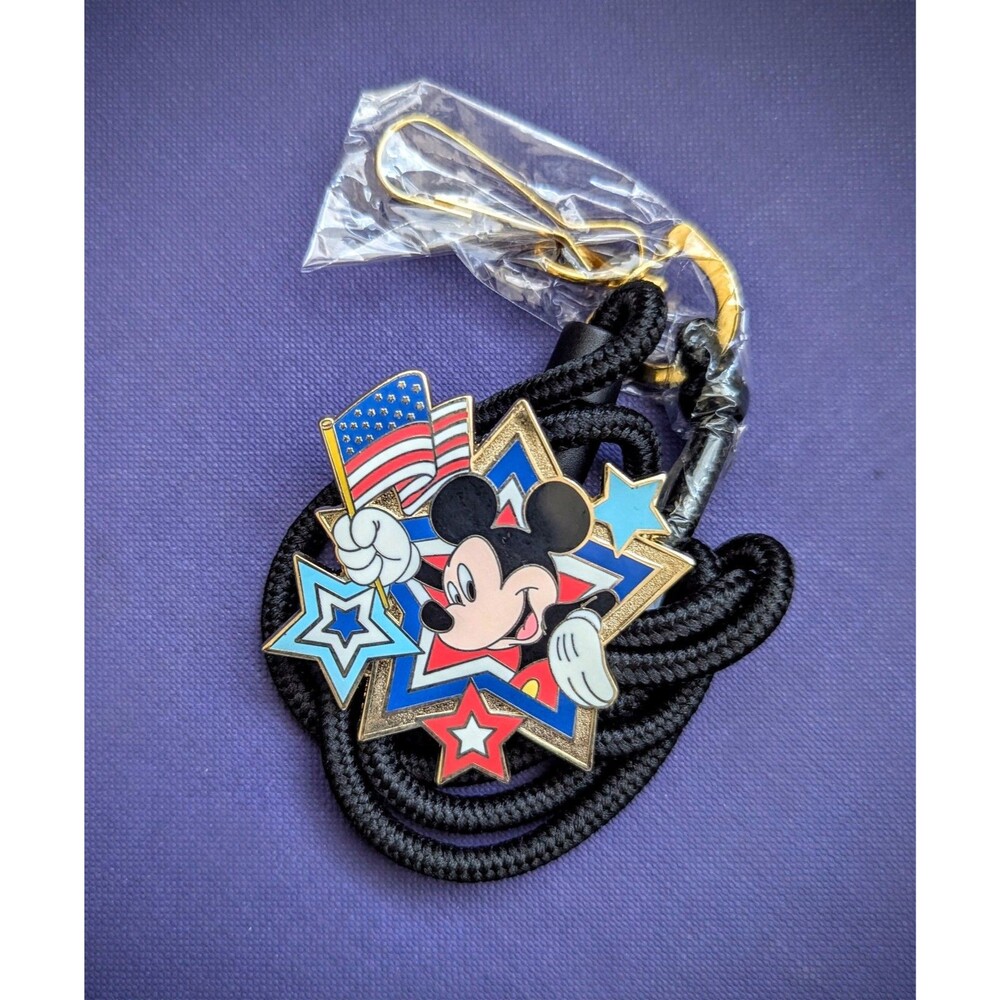 Disney Patriotic Mickey Mouse & US Flag Cast Member Bolo Lanyard RARE